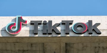 TikTok users will soon be able to send voice notes, images and videos in chats