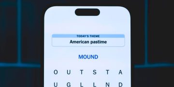 Today’s NYT Strands Hints, Answer and Help for Aug. 11 #526