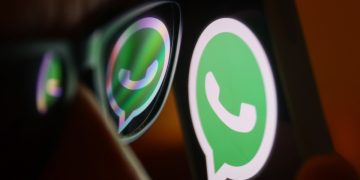 WhatsApp’s new AI feature lets you rephrase and adjust the tone of your messages