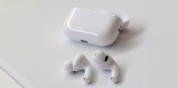 ANC, Live Translation and heart-rate tracking