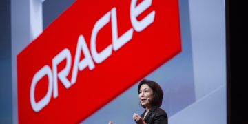 Oracle promotes two presidents to co-CEO role