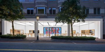 Apple accused of firing worker over religious practices