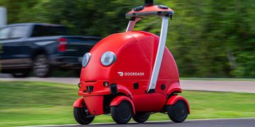 DoorDash introduces a cute delivery robot named Dot