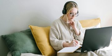 Binaural beats calm my anxious, ADHD brain, but is there any science to it?