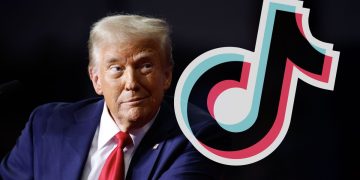 Trump signs executive order to facilitate TikTok deal
