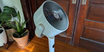 I review home gadgets for a living, and this air circulator fan is hands-down the best thing I’ve tested this year – here’s why