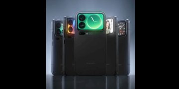 This next-gen flagship has a rear screen that’s basically the Z Flip 7’s cover display