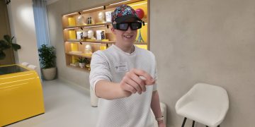 Watch out, Meta – Snap just gave its AR glasses a big upgrade and I was shocked by how good they are