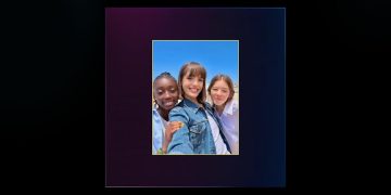 Center Stage is a better vision of the Apple Intelligence era