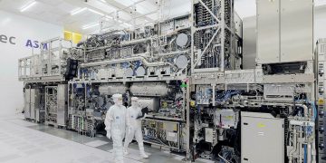 ASML invests $1.5 billion in French startup Mistral AI to strengthen artificial intelligence use in chip development