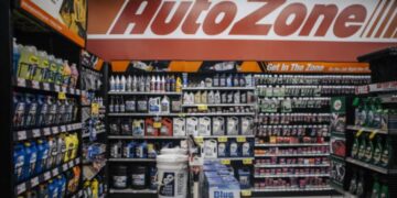 AutoZone makes harsh change customers will notice in stores