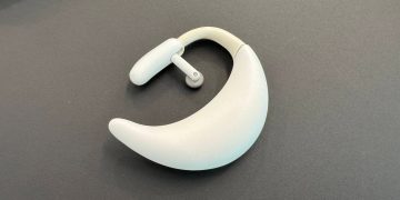 I’m a psychotherapist – and this new mood-boosting, stress-busting vagus nerve device left me changed