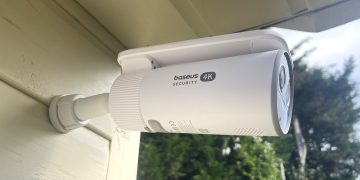 I tested the Baseus Security S2 – a camera powered by a solar panel that rotates to follow the sun – and it really works
