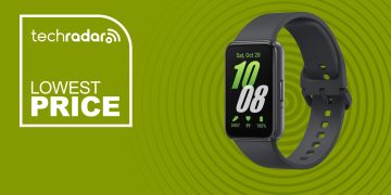 Snap up this bargain Samsung fitness tracker for under £40 at Amazon