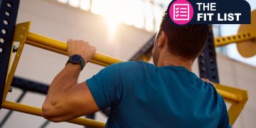 3 simple tricks I used in the gym to hit my first set of 10 strict pull-ups