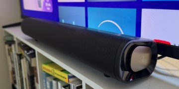 Creative Stage Pro review: an affordable soundbar that’s equally at home on a TV stand or desktop