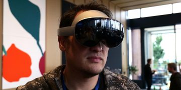 How to order the Samsung Galaxy XR headset