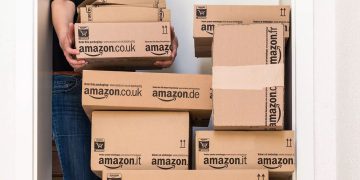 It’s 2025 and Amazon still has a “Hot New Releases” section for floppy drives