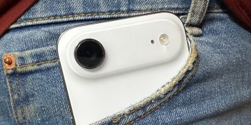 The iPhone Air is so light, I forgot it was in my pocket