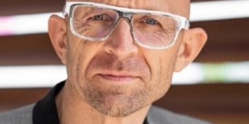 AI Is as Big as the Internet Boom: Jason Bradbury on the Next Great Revolution