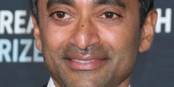 Chamath Palihapitiya Says Hyperscalers Like Microsoft, Google Need To Cushion Rising Power Bills Or ‘See A Lot More Pushback’ – Alphabet (NASDAQ:GOOG), Alphabet (NASDAQ:GOOGL)