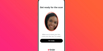 Tinder will require new users in the US to verify their identity with a selfie
