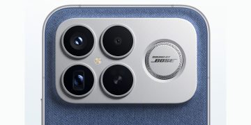 This denim-clad Android flagship is jean-ius