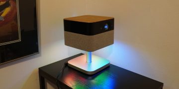 Epson Lifestudio Flex Plus portable projector: average performance in a lifestyle-friendly box