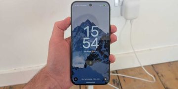 Google Pixel Flex Dual Port 67W Charger Review: A Total Game-changer