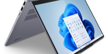 Walmart is selling a $900 2-in-1 Lenovo laptop and tablet for $399, and it's flying off the shelves