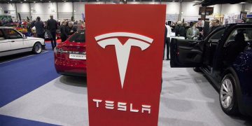 TSLA Stock Valuation Under Fire as Bears See 30% Downside