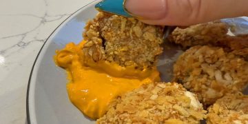 These air fried pickles are so good they’ve converted even non-pickle-eaters into fans