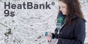 Zippo HeatBank 9s Keeps Hands Warm on Cold Days and Nights