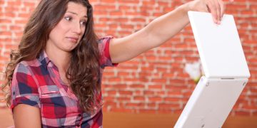 Microsoft’s AI CEO fights fire with fire, says AI cynics complaining about Windows 11’s new direction are ‘mind-blowing to me’