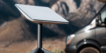 SpaceX’s Starlink secures more spectrum and airlines as it passes 8 million customers