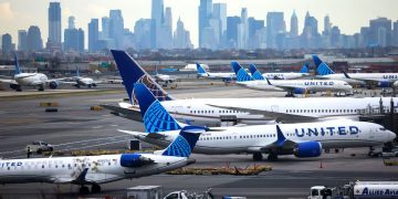 FAA’s Plan to Cut Flights Might Not Be an Utter Nightmare