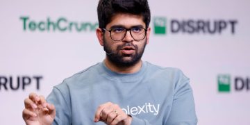 Amazon sends legal threats to Perplexity over agentic browsing