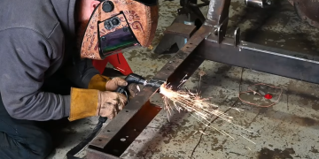 Portable Plasma Cutter Removes Rust, Packs A (Reasonable) Punch