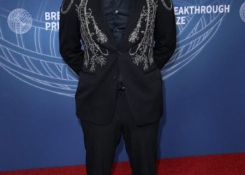 Google Co-founder Sergey Brin’s Mega Alphabet Stock Gift Tops $1.1 Billion – Alphabet (NASDAQ:GOOG), Alphabet (NASDAQ:GOOGL)