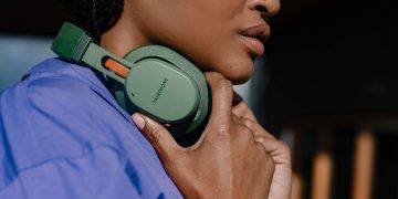 Fairphone’s sustainable, repairable noise-cancelling headphones are finally coming to the US. Here’s why you should pay attention