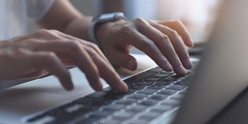 This pioneering instant messaging platform tried to keep up with the times – we take a closer look at why ICQ failed