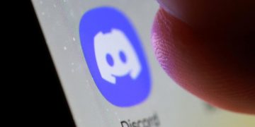 Discord gives parents more insight into their teens’ activity through Family Center