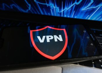 Privacy fears drive VPN boom as Italy enforces mandatory age verification