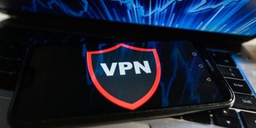 Privacy fears drive VPN boom as Italy enforces mandatory age verification