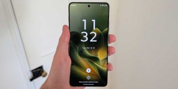 5 Reasons Why the Motorola Edge 70 is the Super-slim Phone To Buy