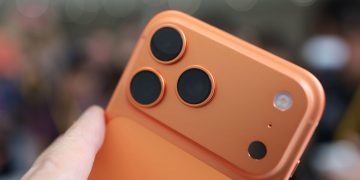 T-Mobile Black Friday deals 2025: get $1,000 off iPhone 17, Galaxy S25, Pixel 10, plus our expert buying tips